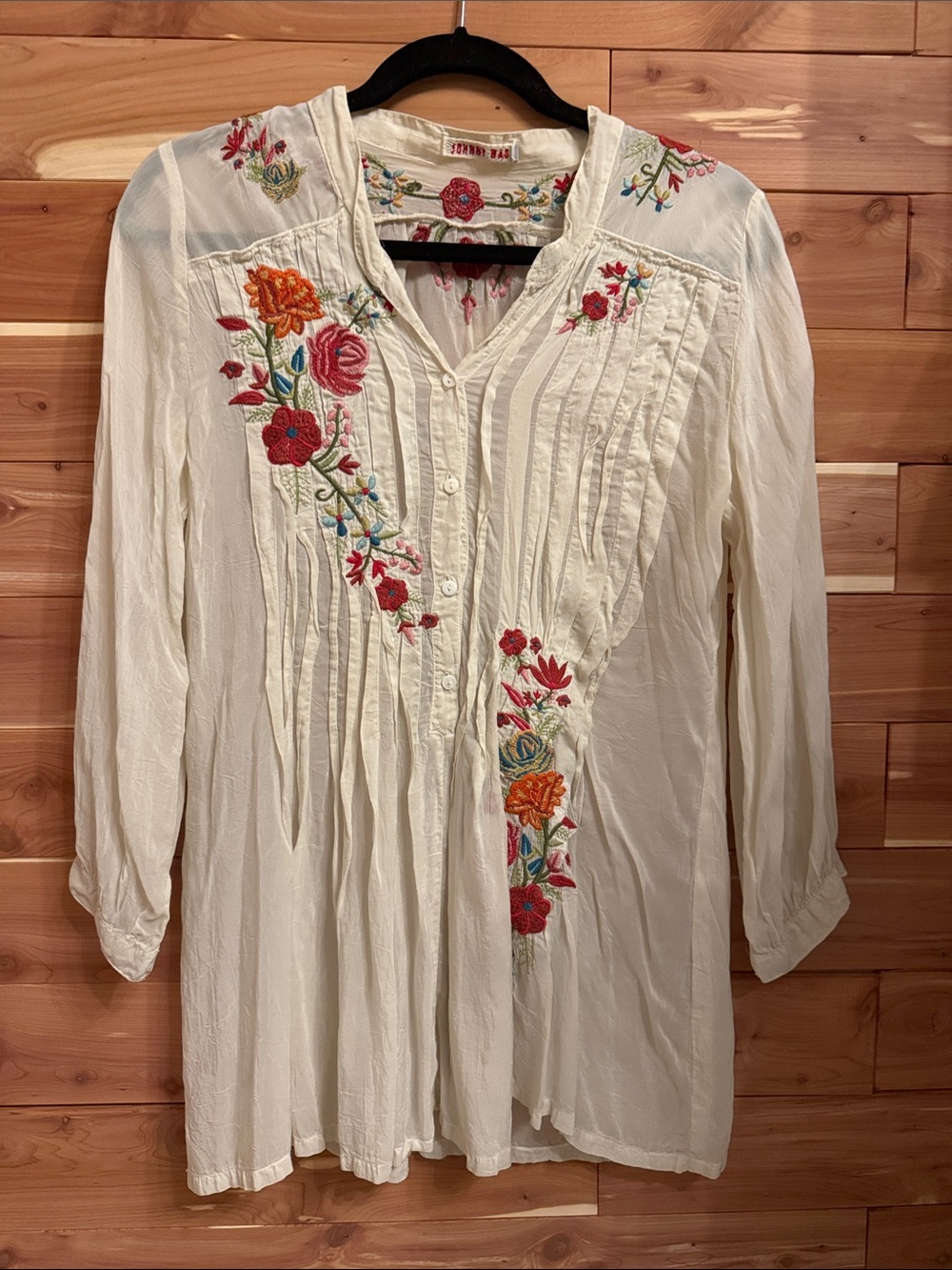 Johnny Was Cream Embroidered Floral Button-Front Tunic